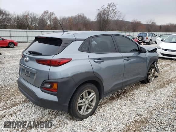 2019 Hyundai Kona SE z VIN KM8K12AA9KU231026, wystawiony jako Copart lot #69790512 z przebiegiem 24 535 mil mil oraz . Historia ofert i sprzedaży dostępna na DreamBid. Obrazek 3.