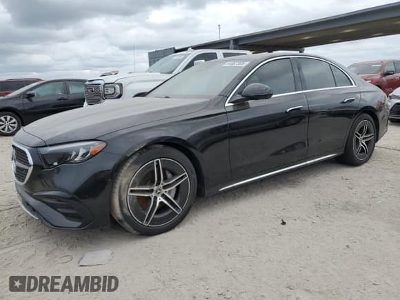 ✅ 2025 Mercedes-Benz E 350 • VIN: W1KLF4HB9SA093614 • Lot: 91087305. Wystawiony na Copart z przebiegiem 7 302 mil. Bezpłatny archiwum sprzedaży aukcyjnych z USA i szczegółowy raport historii pojazdu na DreamBid. Zdjęcie 1.
