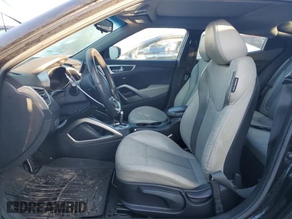 ✅ 2013 Hyundai Veloster w/Black Int • VIN: KMHTC6AD4DU104672 • Lot: 84992204. Listed on Copart with 188,063 mi. Free auction sales archive from the USA and detailed vehicle history report at DreamBid. Image 7.