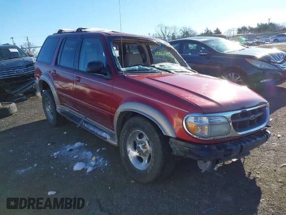 ✅ 2000 Ford Explorer Eddie Bauer • VIN: 1FMZU74E2YZA71908 • Lot: 41262892. Wystawiony na IAAI z przebiegiem 205 320 mil. Bezpłatny archiwum sprzedaży aukcyjnych z USA i szczegółowy raport historii pojazdu na DreamBid. Zdjęcie 1.
