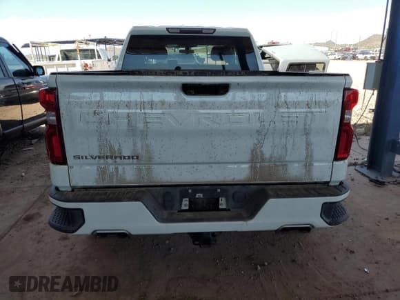 ✅ 2020 Chevrolet Silverado 1500 Custom • VIN: 1GCRWBEF3LZ159335 • Lot: 67791125. Wystawiony na Copart z przebiegiem 97 665 mil. Bezpłatny archiwum sprzedaży aukcyjnych z USA i szczegółowy raport historii pojazdu na DreamBid. Zdjęcie 6.