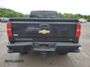 ✅ 2019 Chevrolet Silverado 1500 Custom • VIN: 2GCVKMEC4K1193464 • Lot: 58513415. Wystawiony na Copart z przebiegiem 111 243 mil. Bezpłatny archiwum sprzedaży aukcyjnych z USA i szczegółowy raport historii pojazdu na DreamBid. Zdjęcie 6.