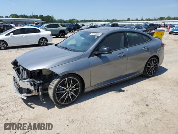 ✅ 2022 BMW 2 Series M235i xDrive • VIN: WBA13AL09N7K89369 • Lot: 53138055. Wystawiony na Copart z przebiegiem 31 013 mil. Bezpłatny archiwum sprzedaży aukcyjnych z USA i szczegółowy raport historii pojazdu na DreamBid. Zdjęcie 1.