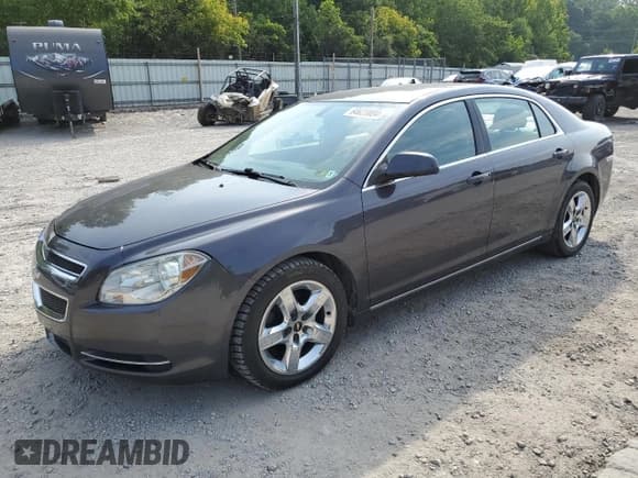 ✅ 2010 Chevrolet Malibu 1LT • VIN: 1G1ZC5EB6AF258908 • Lot: 64623004. Listed on Copart with 124,089 mi. Free auction sales archive from the USA and detailed vehicle history report at DreamBid. Image 1.