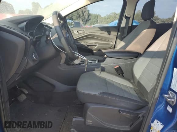 ✅ 2019 Ford Escape S • VIN: 1FMCU0F76KUA42041 • Лот: 80338325. Опубликован ранее на Copart с пробегом 51 359 миль. Бесплатный доступ к архиву аукционных продаж из США и подробный отчёт об истории автомобиля на DreamBid. Изображение 7.