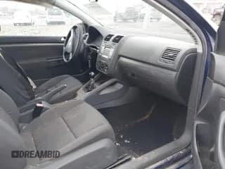 ✅ 2007 Volkswagen Rabbit • VIN: WVWAR71KX7W160574 • Lot: 43723074. Wystawiony na IAAI z przebiegiem 186 760 mil. Bezpłatny archiwum sprzedaży aukcyjnych z USA i szczegółowy raport historii pojazdu na DreamBid. Zdjęcie 5.