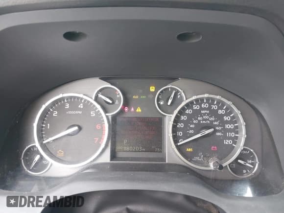 ✅ 2017 Toyota Tundra SR5 • VIN: 5TFDW5F10HX621223 • Lot: 43378082. Listed on IAAI with 180,203 mi. Free auction sales archive from the USA and detailed vehicle history report at DreamBid. Image 7.