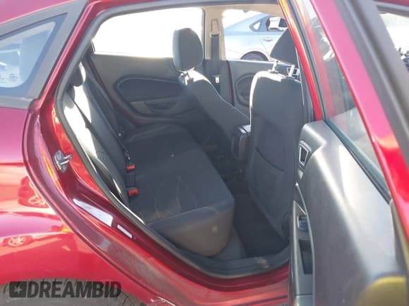 ✅ 2015 Ford Fiesta SE • VIN: 3FADP4BJ6FM150703 • Lot: 43545831. Wystawiony na IAAI z przebiegiem 133 478 mil. Bezpłatny archiwum sprzedaży aukcyjnych z USA i szczegółowy raport historii pojazdu na DreamBid. Zdjęcie 8.