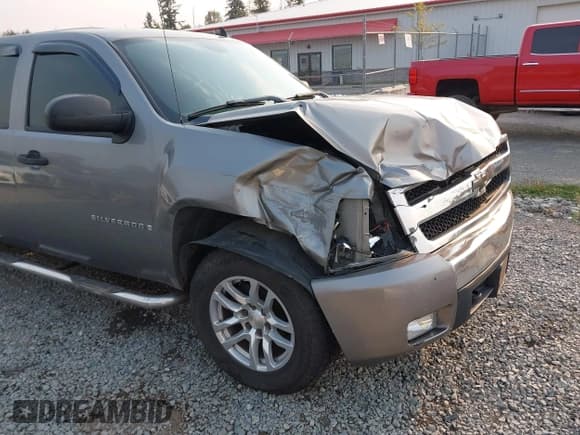 ✅ 2007 Chevrolet Silverado 1500 1LT • VIN: 2GCEK13M771624915 • Lot: 43140224. Listed on IAAI with 234,086 mi. Free auction sales archive from the USA and detailed vehicle history report at DreamBid. Image 6.