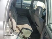 ✅ 2004 Suzuki Grand Vitara • VIN: 2S3TE62V646102332 • Lot: 68309535. Wystawiony na Copart z przebiegiem 248 542 mil. Bezpłatny archiwum sprzedaży aukcyjnych z USA i szczegółowy raport historii pojazdu na DreamBid. Zdjęcie 10.