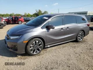 ✅ 2025 Honda Odyssey Elite • VIN: 5FNRL6H94SB012113 • Lot: 82128625. Listed on Copart with 10,023 mi. Free auction sales archive from the USA and detailed vehicle history report at DreamBid. Image 1.
