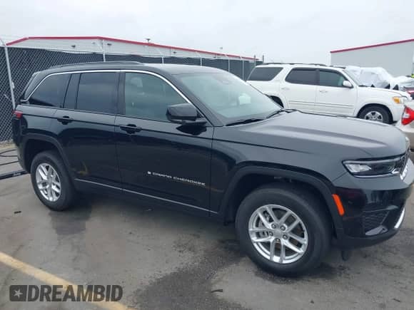 2025 Jeep Grand Cherokee Altitude X with VIN 1C4RJGAG6SC266049, listed as a IAAI auction lot 42430965 with 2,197 mi miles and . Bid and sale history available at DreamBid. Image 1.
