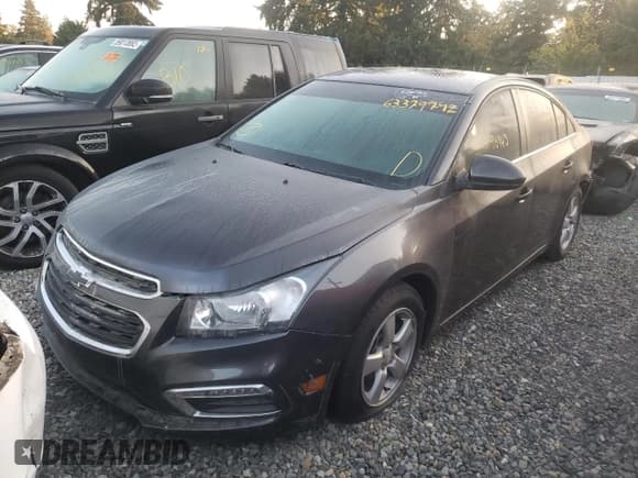 ✅ 2015 Chevrolet Cruze LT • VIN: 1G1PC5SB6F7297480 • Lot: 63379742. Listed on Copart with 98,943 mi. Free auction sales archive from the USA and detailed vehicle history report at DreamBid. Image 2.
