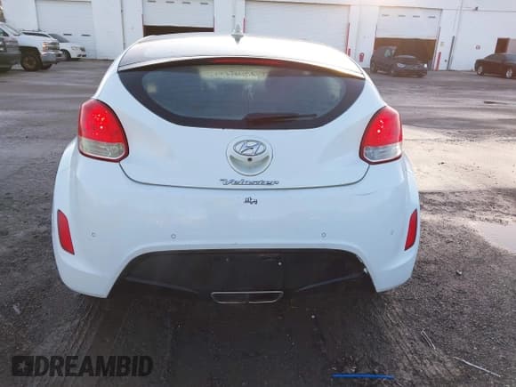 ✅ 2013 Hyundai Veloster w/Gray Int • VIN: KMHTC6AD1DU152145 • Lot: 43533101. Wystawiony na IAAI z przebiegiem 123 643 mil. Bezpłatny archiwum sprzedaży aukcyjnych z USA i szczegółowy raport historii pojazdu na DreamBid. Zdjęcie 6.