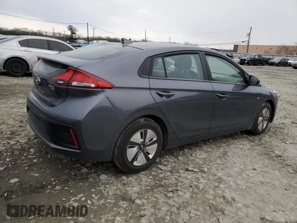 ✅ 2018 Hyundai Ioniq Blue • VIN: KMHC65LC4JU075076 • Lot: 86425814. Wystawiony na Copart z przebiegiem 93 445 mil. Bezpłatny archiwum sprzedaży aukcyjnych z USA i szczegółowy raport historii pojazdu na DreamBid. Zdjęcie 3.