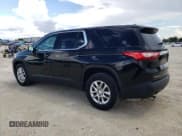 ✅ 2018 Chevrolet Traverse LS • VIN: 1GNERFKW8JJ136279 • Lot: 69132134. Wystawiony na Copart z przebiegiem 138 504 mil. Bezpłatny archiwum sprzedaży aukcyjnych z USA i szczegółowy raport historii pojazdu na DreamBid. Zdjęcie 2.