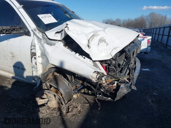 ✅ 2019 Ram 2500 Big Horn • VIN: 3C6UR5DL8KG650208 • Lot: 41317238. Listed on IAAI with 104,004 mi. Free auction sales archive from the USA and detailed vehicle history report at DreamBid. Image 6.