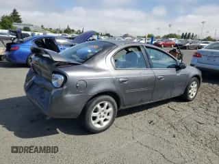 2004 Dodge Neon SXT z VIN 1B3ES56C74D515303, wystawiony jako Copart lot #56387015 z przebiegiem 255 250 mil mil oraz Szkoda całkowita • Salvage title. Historia ofert i sprzedaży dostępna na DreamBid. Obrazek 3.