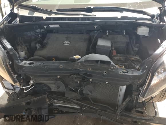 ✅ 2012 Toyota Sienna SE • VIN: 5TDXK3DC7CS206626 • Lot: 69088265. Listed on Copart with 139,404 mi. Free auction sales archive from the USA and detailed vehicle history report at DreamBid. Image 12.