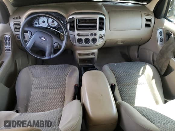✅ 2003 Ford Escape XLT Popular • VIN: 1FMYU031X3KD91433 • Lot: 70675795. Listed on Copart with 295,938 mi. Free auction sales archive from the USA and detailed vehicle history report at DreamBid. Image 8.