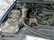 ✅ 2003 Chevrolet S-10 LS • VIN: 1GCDT13X73K155130 • Лот: 86704634. Опубликован ранее на Copart с пробегом 141 332 миль. Бесплатный доступ к архиву аукционных продаж из США и подробный отчёт об истории автомобиля на DreamBid. Изображение 13.