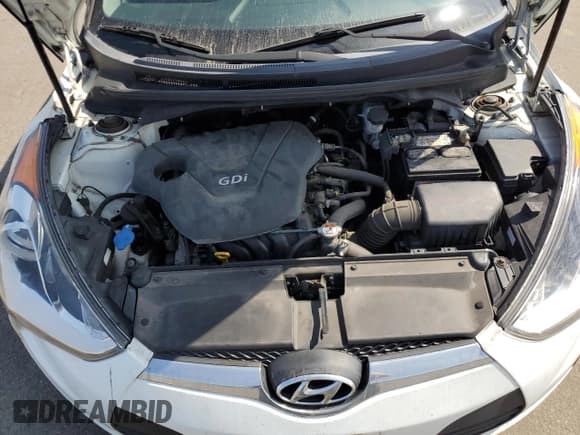 ✅ 2016 Hyundai Veloster • VIN: KMHTC6AD6GU264749 • Lot: 71607664. Wystawiony na Copart z przebiegiem 145 970 mil. Bezpłatny archiwum sprzedaży aukcyjnych z USA i szczegółowy raport historii pojazdu na DreamBid. Zdjęcie 11.