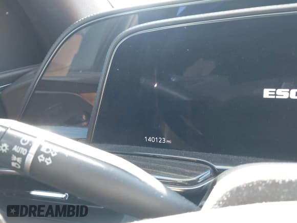 ✅ 2021 Cadillac Escalade • VIN: 1GYS4FKT6MR333998 • Lot: 43846400. Listed on IAAI with 140,123 mi. Free auction sales archive from the USA and detailed vehicle history report at DreamBid. Image 15.