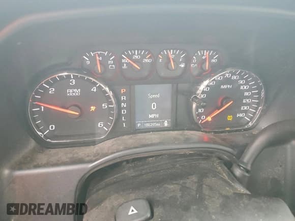 ✅ 2017 Chevrolet Silverado 2500HD Work Truck • VIN: 1GC2KUEG0HZ317302 • Лот: 94100025. Опубликован ранее на Copart с пробегом 186 295 миль. Бесплатный доступ к архиву аукционных продаж из США и подробный отчёт об истории автомобиля на DreamBid. Изображение 9.