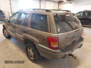 ✅ 2002 Jeep Grand Cherokee Laredo • VIN: 1J4GW48S82C110008 • Lot: 43538286. Listed on IAAI with 262,351 mi. Free auction sales archive from the USA and detailed vehicle history report at DreamBid. Image 3.