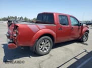 ✅ 2020 Nissan Frontier S • VIN: 1N6ED0EA4LN710311 • Лот: 65066995. Опубликован ранее на Copart с пробегом 27 800 миль. Бесплатный доступ к архиву аукционных продаж из США и подробный отчёт об истории автомобиля на DreamBid. Изображение 3.