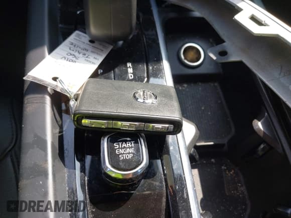 ✅ 2024 Volvo S60 Core Dark Theme • VIN: 7JRL12FK9RG313360 • Lot: 43387047. Listed on IAAI with 28,200 mi. Free auction sales archive from the USA and detailed vehicle history report at DreamBid. Image 11.