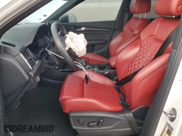 ✅ 2023 Audi SQ5 Sportback Premium Plus • VIN: WA124AFY1P2038636 • Лот: 43578025. Опубликован ранее на Copart с пробегом 27 257 миль. Бесплатный доступ к архиву аукционных продаж из США и подробный отчёт об истории автомобиля на DreamBid. Изображение 7.