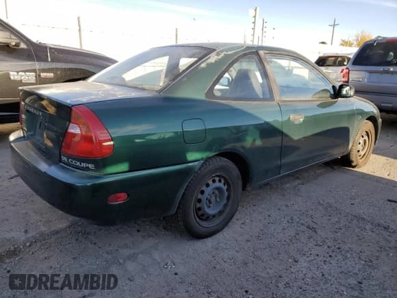 ✅ 2001 Mitsubishi Mirage DE • VIN: JA3AY11A91U015390 • Lot: 78753694. Listed on Copart with 133,504 mi. Free auction sales archive from the USA and detailed vehicle history report at DreamBid. Image 3.