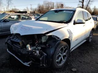 ✅ 2017 BMW X1 xDrive28i • VIN: WBXHT3C39H5F84369 • Lot: 68940992. Listed on Copart with 92,054 mi. Free auction sales archive from the USA and detailed vehicle history report at DreamBid. Image 1.