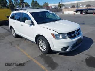 2015 Dodge Journey SXT z VIN 3C4PDCBB3FT692236, wystawiony jako IAAI lot #43184383 z przebiegiem Nie podano mil oraz . Historia ofert i sprzedaży dostępna na DreamBid. Obrazek 1.