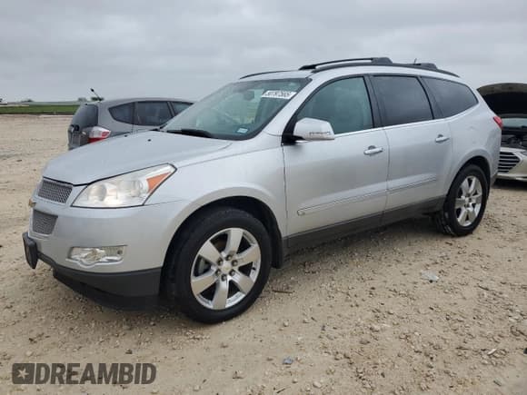 ✅ 2010 Chevrolet Traverse LTZ • VIN: 1GNLRHED4AS155533 • Лот: 50797565. Опубликован ранее на Copart с пробегом 185 814 миль. Бесплатный доступ к архиву аукционных продаж из США и подробный отчёт об истории автомобиля на DreamBid. Изображение 1.