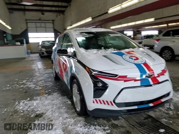 ✅ 2023 Chevrolet Bolt EV 1LT • VIN: 1G1FW6S04P4108674 • Lot: 88568485. Wystawiony na Copart z przebiegiem 20 349 mil. Bezpłatny archiwum sprzedaży aukcyjnych z USA i szczegółowy raport historii pojazdu na DreamBid. Zdjęcie 11.