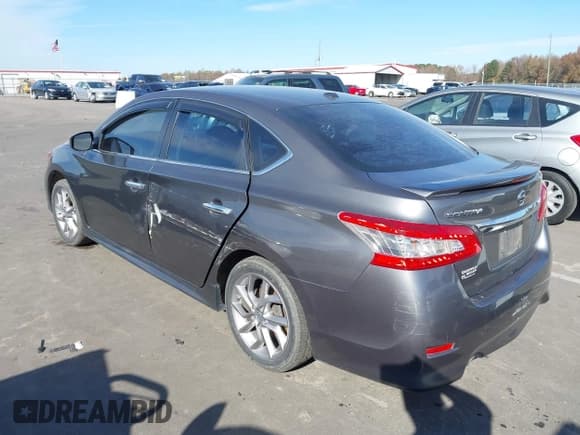 ✅ 2015 Nissan Sentra S • VIN: 3N1AB7APXFY322908 • Lot: 43659626. Wystawiony na IAAI z przebiegiem 158 757 mil. Bezpłatny archiwum sprzedaży aukcyjnych z USA i szczegółowy raport historii pojazdu na DreamBid. Zdjęcie 3.
