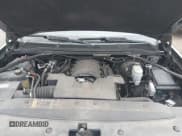 ✅ 2018 GMC Sierra 1500 SLT • VIN: 3GTU2NEJ1JG615020 • Lot: 43568370. Wystawiony na IAAI z przebiegiem 116 157 mil. Bezpłatny archiwum sprzedaży aukcyjnych z USA i szczegółowy raport historii pojazdu na DreamBid. Zdjęcie 10.