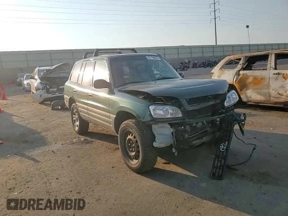✅ 1999 Toyota RAV4 • VIN: JT3HP10V3X0213975 • Lot: 67766665. Wystawiony na Copart z przebiegiem 213 462 mil. Bezpłatny archiwum sprzedaży aukcyjnych z USA i szczegółowy raport historii pojazdu na DreamBid. Zdjęcie 15.