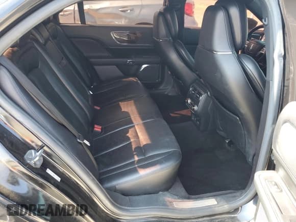 ✅ 2017 Lincoln Continental Reserve • VIN: 1LN6L9NC3H5627150 • Lot: 69074095. Wystawiony na Copart z przebiegiem 124 298 mil. Bezpłatny archiwum sprzedaży aukcyjnych z USA i szczegółowy raport historii pojazdu na DreamBid. Zdjęcie 10.