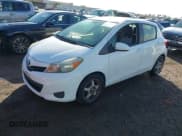 ✅ 2014 Toyota Yaris LE • VIN: JTDKTUD35ED574668 • Лот: 43740037. Опубликован ранее на IAAI с пробегом 151 644 миль. Бесплатный доступ к архиву аукционных продаж из США и подробный отчёт об истории автомобиля на DreamBid. Изображение 2.