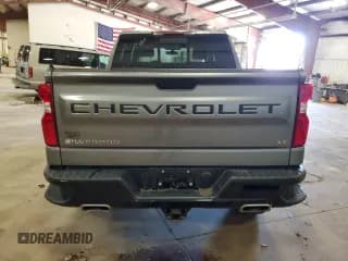 ✅ 2021 Chevrolet Silverado 1500 LT Trail Boss • VIN: 1GCPYFED9MZ120595 • Lot: 60893874. Wystawiony na Copart z przebiegiem 68 092 mil. Bezpłatny archiwum sprzedaży aukcyjnych z USA i szczegółowy raport historii pojazdu na DreamBid. Zdjęcie 6.