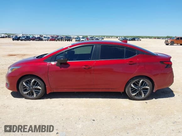 ✅ 2025 Nissan Versa SR • VIN: 3N1CN8FV7SL828880 • Лот: 42690691. Опубликован ранее на IAAI с пробегом Не указан. Бесплатный доступ к архиву аукционных продаж из США и подробный отчёт об истории автомобиля на DreamBid. Изображение 14.