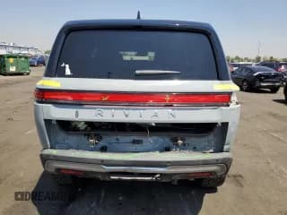 ✅ 2023 Rivian R1S Launch Edition • VIN: 7PDSGABL4PN003782 • Lot: 65851064. Wystawiony na Copart z przebiegiem 30 985 mil. Bezpłatny archiwum sprzedaży aukcyjnych z USA i szczegółowy raport historii pojazdu na DreamBid. Zdjęcie 6.