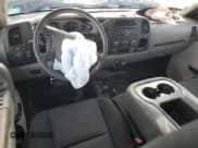 ✅ 2010 Chevrolet Silverado 2500HD • VIN: 1GC4KVB6XAF117464 • Лот: 46547615. Опубликован ранее на Copart с пробегом 133 929 миль. Бесплатный доступ к архиву аукционных продаж из США и подробный отчёт об истории автомобиля на DreamBid. Изображение 8.