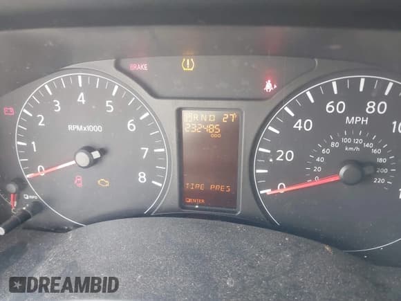 ✅ 2013 Nissan NV S • VIN: 1N6BF0KM9DN101101 • Lot: 41384511. Wystawiony na IAAI z przebiegiem 232 485 mil. Bezpłatny archiwum sprzedaży aukcyjnych z USA i szczegółowy raport historii pojazdu na DreamBid. Zdjęcie 7.