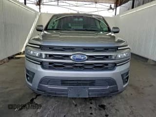 ✅ 2024 Ford Expedition Max XLT • VIN: 1FMJK1J87REA54464 • Lot: 93602875. Wystawiony na Copart z przebiegiem 47 853 mil. Bezpłatny archiwum sprzedaży aukcyjnych z USA i szczegółowy raport historii pojazdu na DreamBid. Zdjęcie 5.