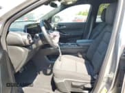 ✅ 2025 Chevrolet Equinox FWD LT • VIN: 3GNAXHEG6SL313152 • Lot: 68159785. Wystawiony na Copart z przebiegiem 12 471 mil. Bezpłatny archiwum sprzedaży aukcyjnych z USA i szczegółowy raport historii pojazdu na DreamBid. Zdjęcie 7.