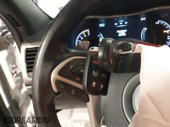 ✅ 2014 Jeep Grand Cherokee Limited • VIN: 1C4RJFBT1EC241036 • Lot: 42179136. Listed on IAAI with 148,968 mi. Free auction sales archive from the USA and detailed vehicle history report at DreamBid. Image 11.